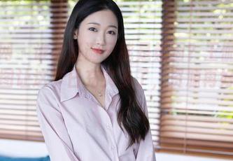 秀人网 – 谁说圣诞只能是氛围？王俪丁呀的套图让这节日充实多了，资源再好不过！