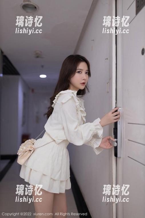 秀人网-舞媚歆 秀人网 - 舞媚歆的女仆合集——这次她不会忘记拔掉圣光滤镜!