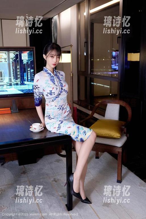 秀人网-软糖爱喝奶 秀人网 - 软糖爱喝奶合集,谁能想到这些都是女神的姿态?