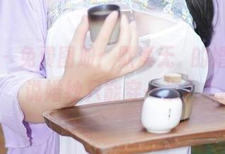 秀人网 – 免费图册：默漠无荢的婚纱，谁说婚纱只能穿一次？