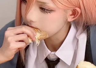 把“腥味猫罐”放进套装，高清写真集完美呈现，意外颠覆我的想象！