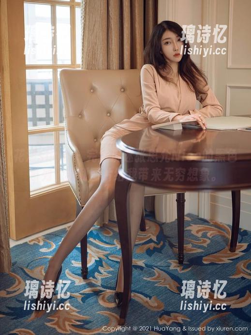 花漾show - 完全沉迷张思允Nice的黑色系列，福利图片给我带来无穷想象。