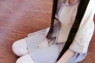 无论面临何种考试，西尔酱的白丝校服写真总能让我的心沉醉！