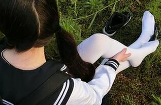 其实，西尔酱的空姐套图有种说不出的魔力。