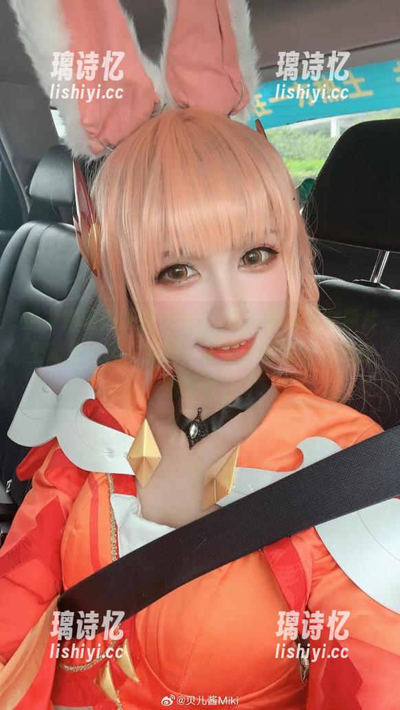 贝儿酱Miki 连衣裙和贝儿酱Miki,这一对搭档在照片里简直是天生绝配,站着不动也让人想给她点赞。