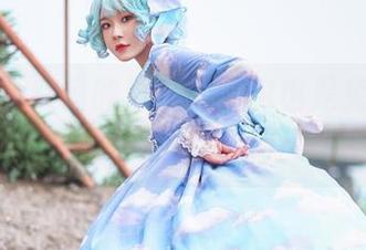 新春是个交错的节奏，阿包也是兔娘的免费照片摇摆不停！