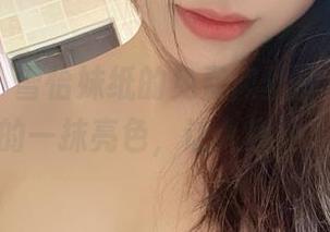 微密圈 – 雪怡妹纸的免费肉丝图集，偶然间发现的一抹亮色，让人意外又欢喜。
