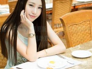 青豆客 – 王语纯户外写真集更新：这不就是我想要的焦点，太会选地方了！