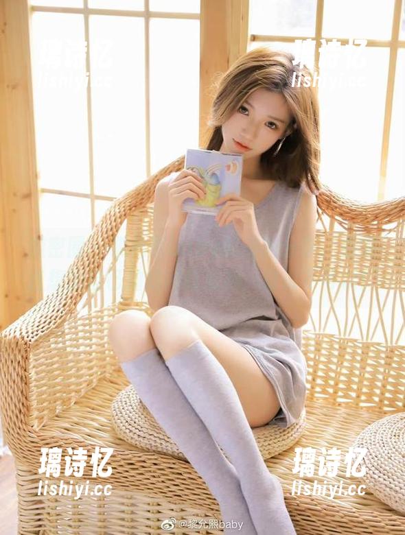 黎允熙baby 微密圈 - 黎允熙baby的美图分享,看完直想把自己拍成网红女神,谁说不可以!